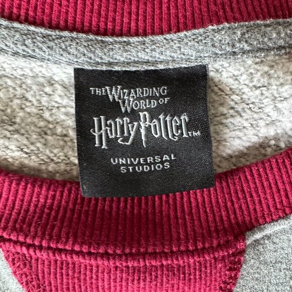 Wizarding World of Harry Potter Gryffindor men's pullover sweatshirt size XL - Picture 4 of 8